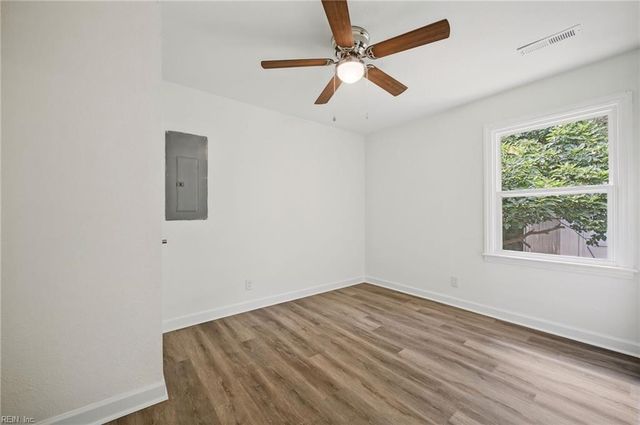 147 Allard RD, Portsmouth, VA 23701
