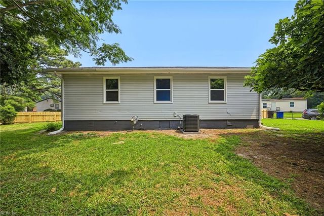 147 Allard RD, Portsmouth, VA 23701
