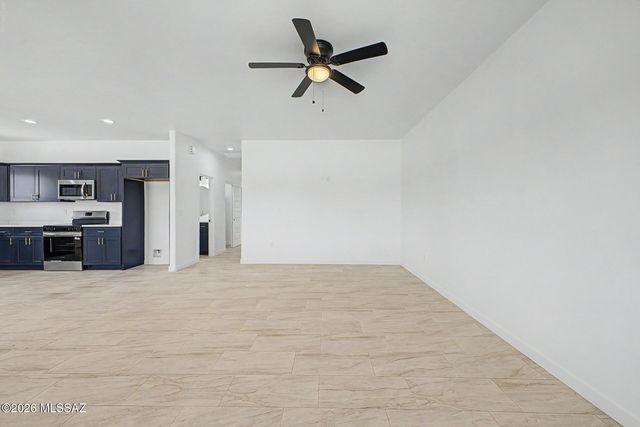 9211 W Floyd Street, Tucson, AZ 85735