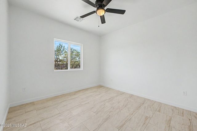 9211 W Floyd Street, Tucson, AZ 85735