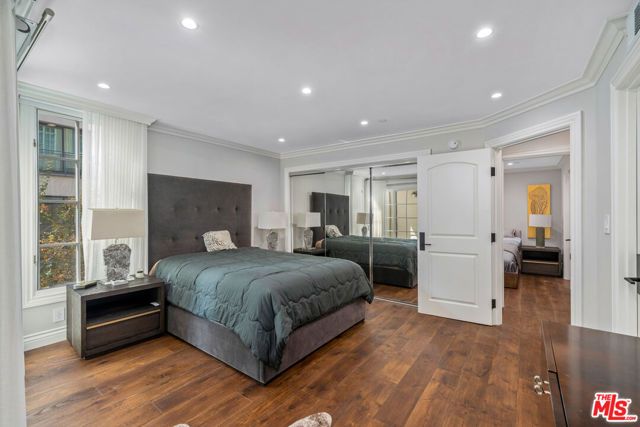 433 N Doheny Drive 103, Beverly Hills, CA 90210