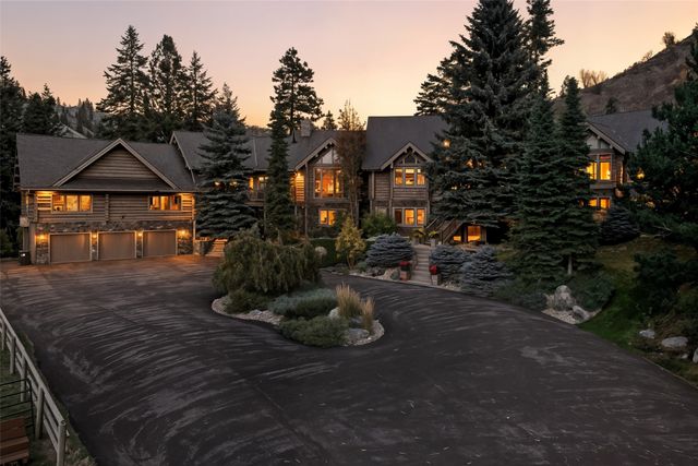 1789 Skalkaho Hwy, Hamilton, MT 59840