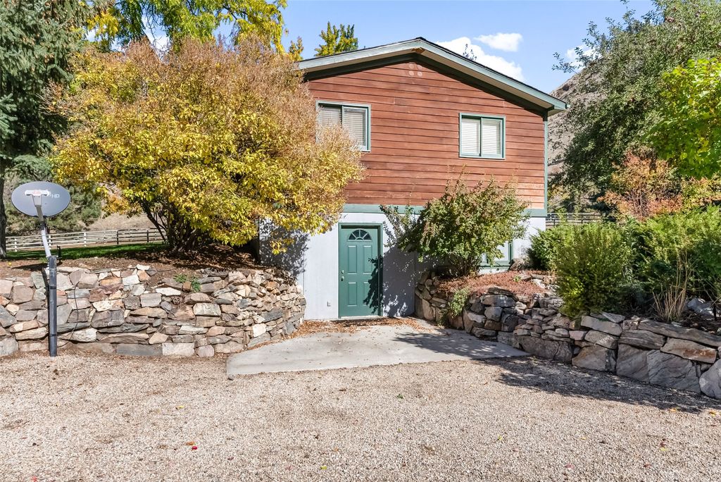 1789 Skalkaho Hwy, Hamilton, MT 59840 photo 128