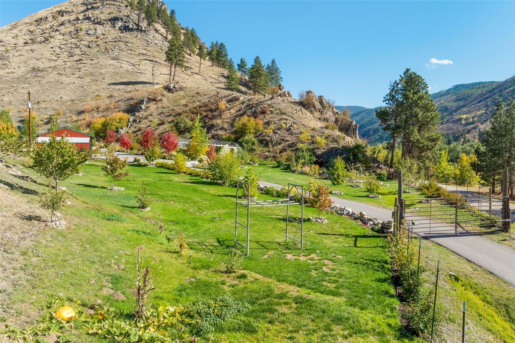 1789 Skalkaho Hwy, Hamilton, MT 59840 photo 130