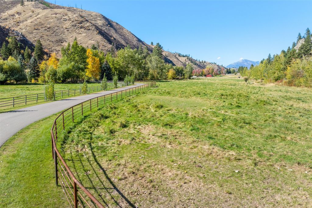 1789 Skalkaho Hwy, Hamilton, MT 59840 photo 14