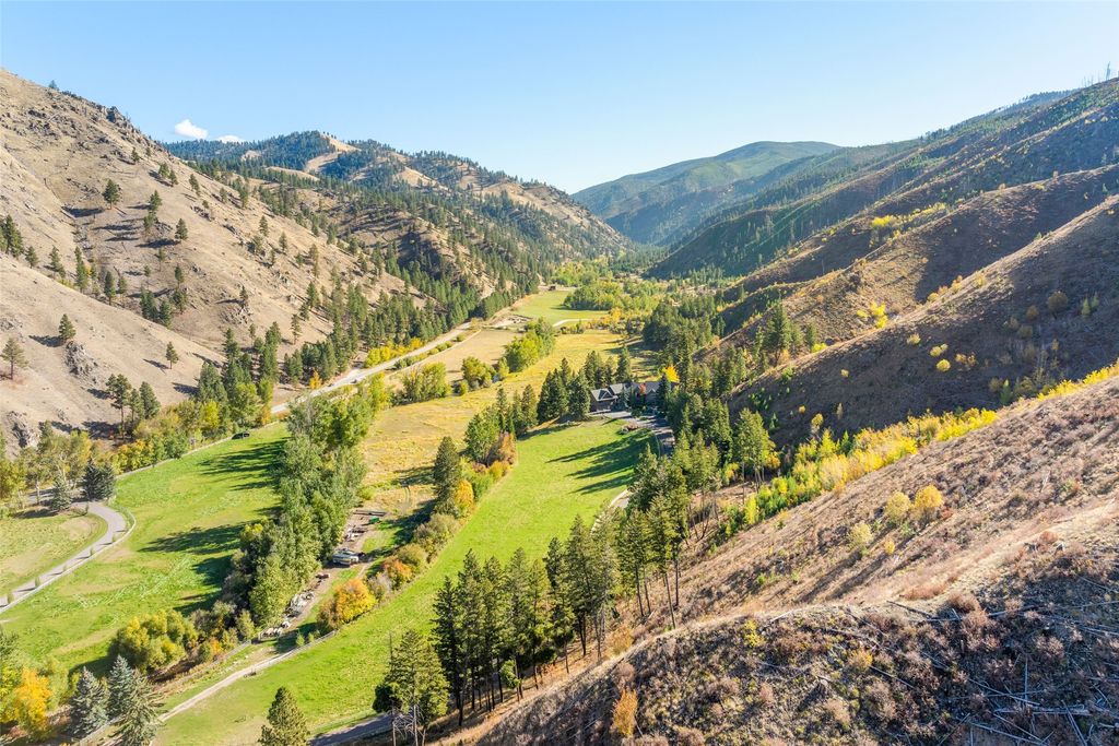 1789 Skalkaho Hwy, Hamilton, MT 59840 photo 15