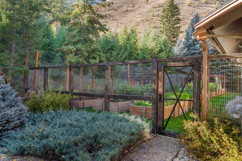 1789 Skalkaho Hwy, Hamilton, MT 59840 photo 72