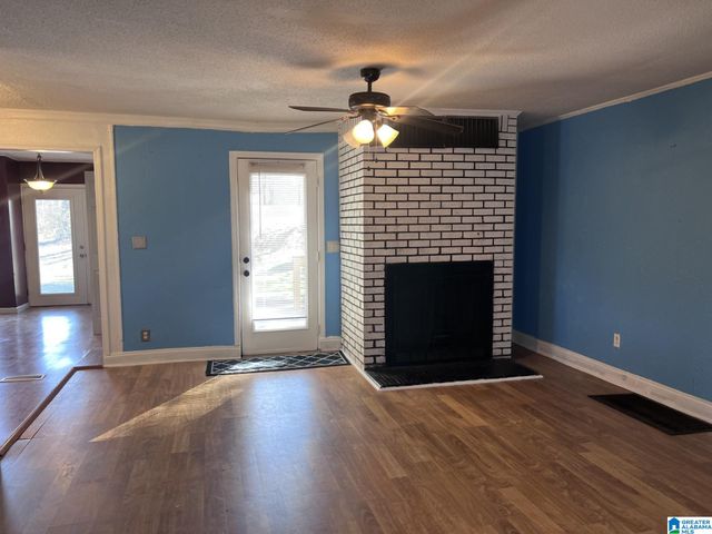 2110 SUN CIRCLE, Fultondale, AL 35068