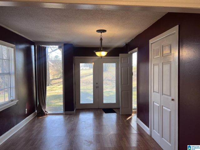 2110 SUN CIRCLE, Fultondale, AL 35068