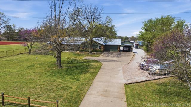12450 S Elwood Avenue, Jenks, OK 74033