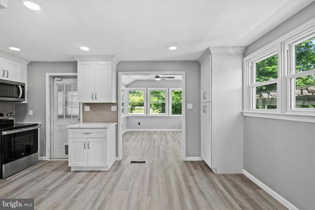 22 G, West Deptford, NJ 08096