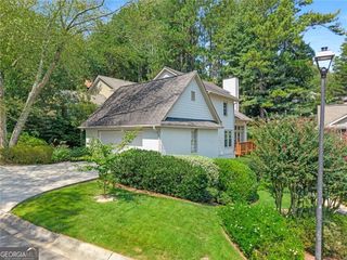 1023 Shady Valley Place NE, Atlanta, GA 30324