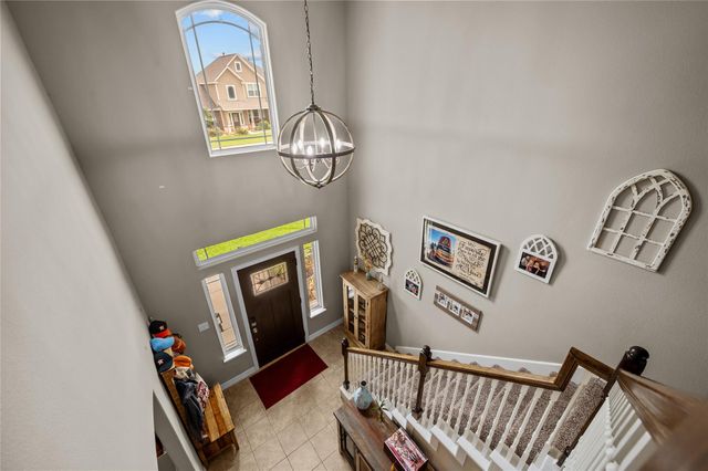 9723 Suffolk Downs Drive, Mont Belvieu, TX 77523