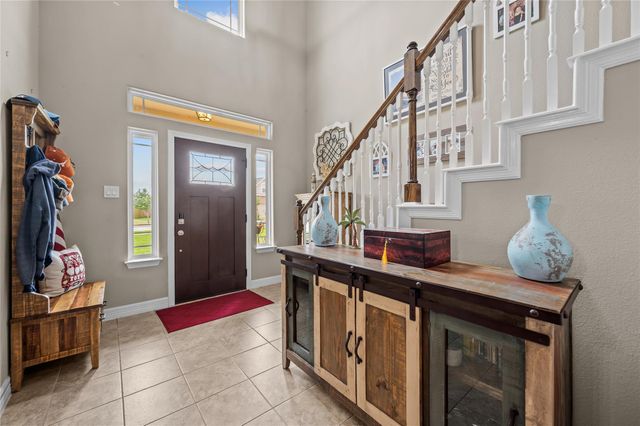 9723 Suffolk Downs Drive, Mont Belvieu, TX 77523