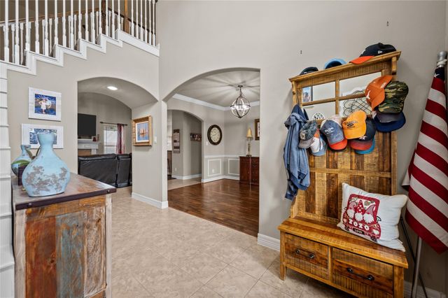 9723 Suffolk Downs Drive, Mont Belvieu, TX 77523