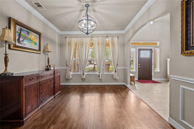 9723 Suffolk Downs Drive, Mont Belvieu, TX 77523