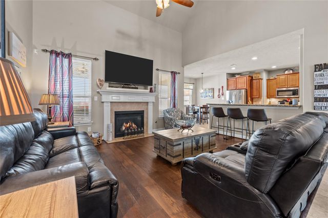 9723 Suffolk Downs Drive, Mont Belvieu, TX 77523