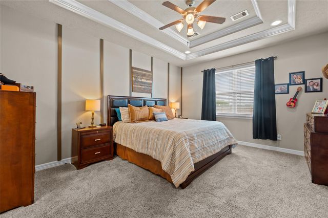 9723 Suffolk Downs Drive, Mont Belvieu, TX 77523