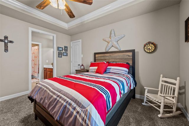 9723 Suffolk Downs Drive, Mont Belvieu, TX 77523