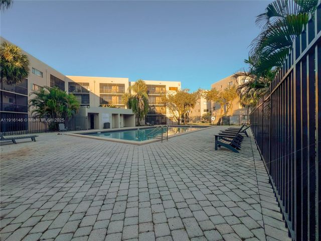 8600 SW 133rd Ave Rd 401, Miami, FL 33183