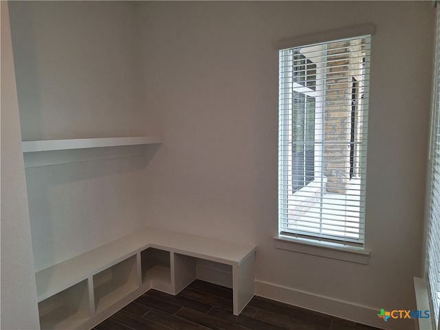 120 Strada Luca, Florence, TX 76527