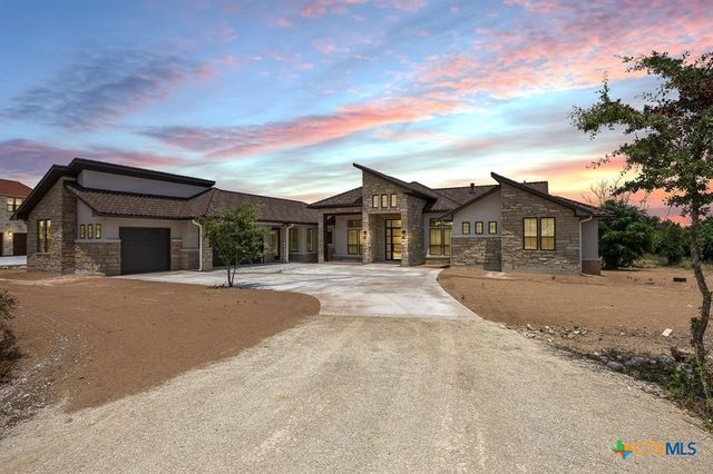 120 Strada Luca, Florence, TX 76527