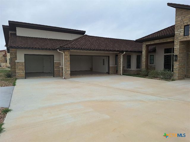 120 Strada Luca, Florence, TX 76527
