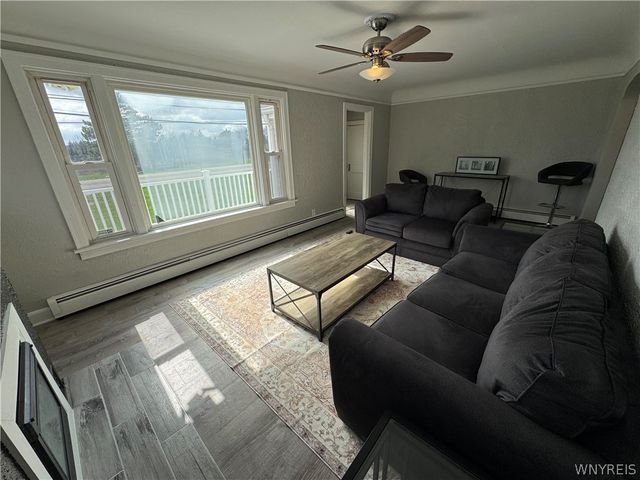 5957 Military Road, Lewiston, NY 14092