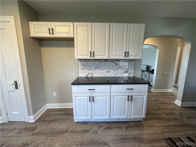5957 Military Road, Lewiston, NY 14092