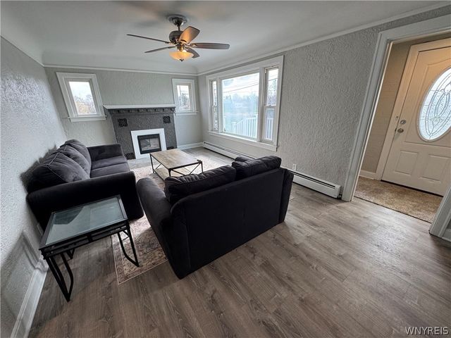 5957 Military Road, Lewiston, NY 14092