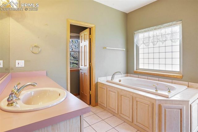 427 Gray Horse Circle, Woodland Park, CO 80863