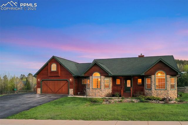 427 Gray Horse Circle, Woodland Park, CO 80863