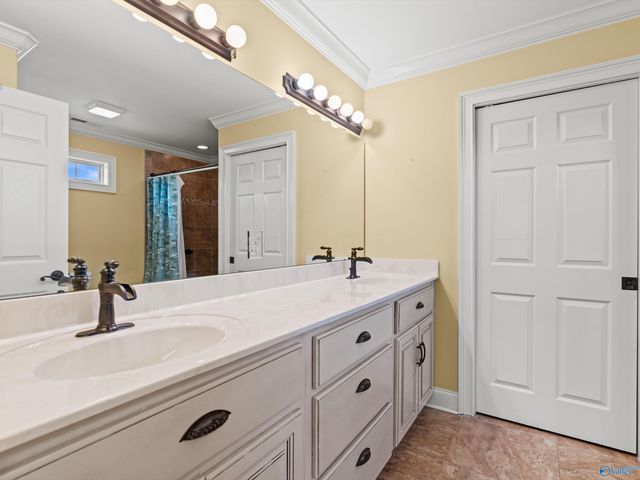 15616 Wright Road, Athens, AL 35611
