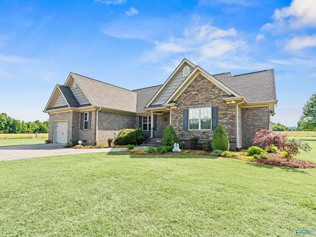 15616 Wright Road, Athens, AL 35611