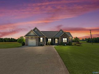15616 Wright Road, Athens, AL 35611