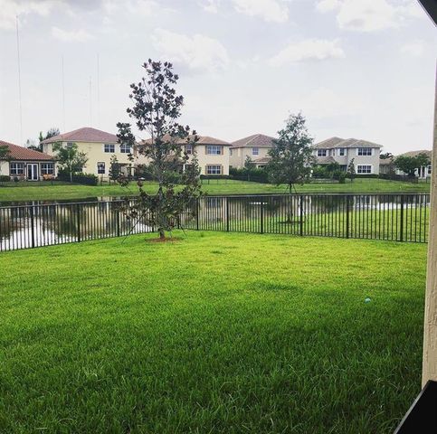 9860 Blue Isle Bay, Parkland, FL 33076