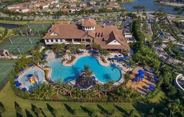 9860 Blue Isle Bay, Parkland, FL 33076