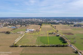 701 Heide Circle, Scott, LA 70583