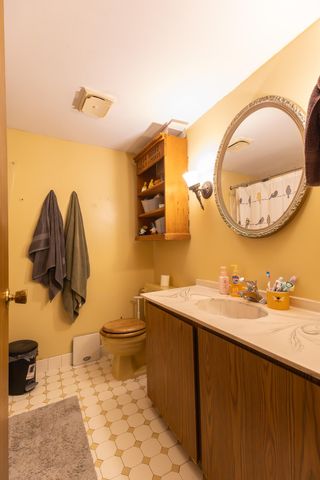 4084 E HIGHWAY 24, Moberly, MO 65270