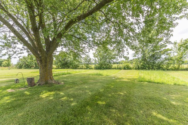 4084 E HIGHWAY 24, Moberly, MO 65270