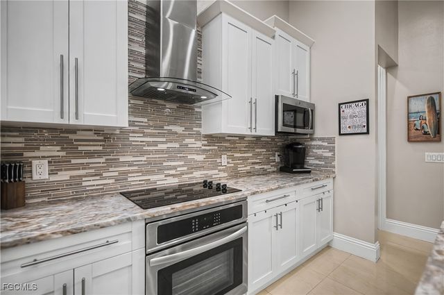 1416 SW 4th LN, Cape Coral, FL 33991