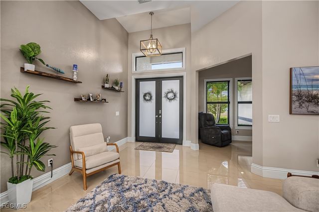 1416 SW 4th LN, Cape Coral, FL 33991