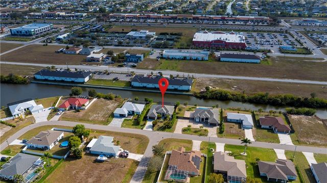 1416 SW 4th LN, Cape Coral, FL 33991