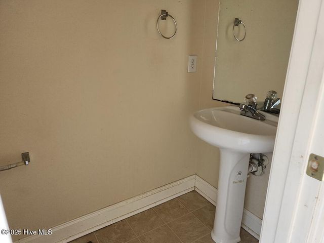 5702 Whichard Road, Stokes, NC 27884
