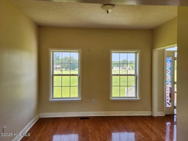 5702 Whichard Road, Stokes, NC 27884
