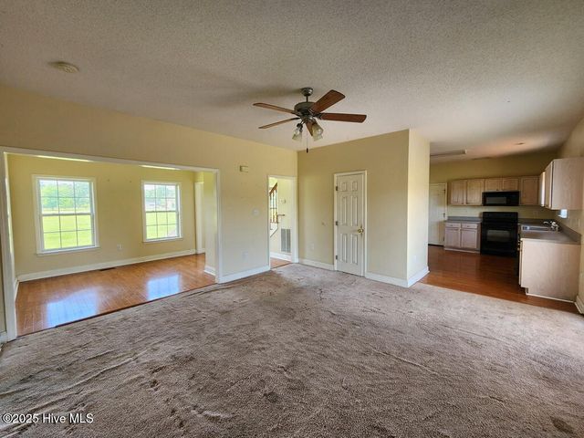 5702 Whichard Road, Stokes, NC 27884