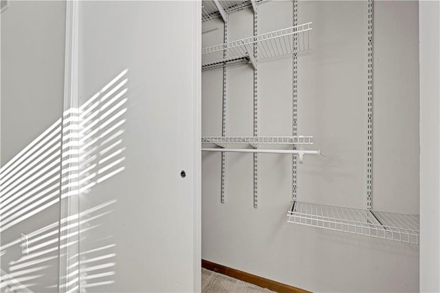 636 Linda Lane, Bonner Springs, KS 66012