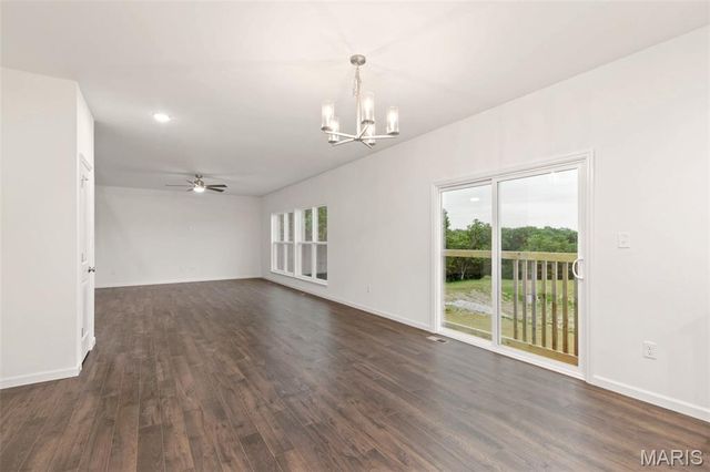 557 Evening Primrose Drive, Wentzville, MO 63385