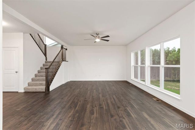 557 Evening Primrose Drive, Wentzville, MO 63385