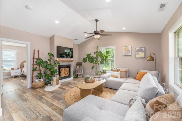 38 Sunrise Drive, Mars Hill, NC 28754